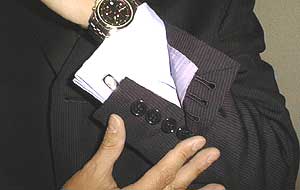 スーツの袖ボタン