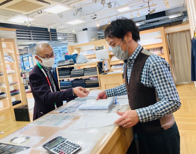 本日はあの方と共に営業中です！/年末年始もお待ちしております✨