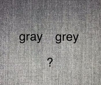 grayとgreyグレーの違い？