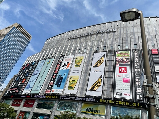 本日もヨドバシAKIBA店は元気に営業中です♪