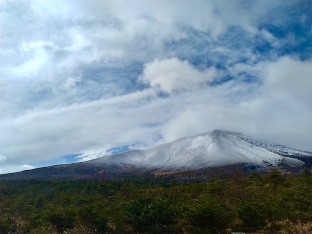 一足早い冠雪と山奥の温泉ですって🍶Winterセール開催中ですよ！/フォーマルもお得