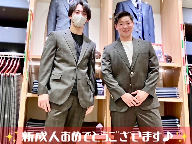 刻々と迫る〝成人式〟の準備は万端ですか？？💐ご友人同士でお越しくださいましたよー！/年内にお渡し可能
