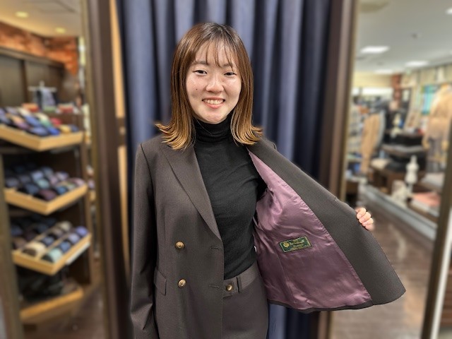 素敵なレディーススーツ完成♬