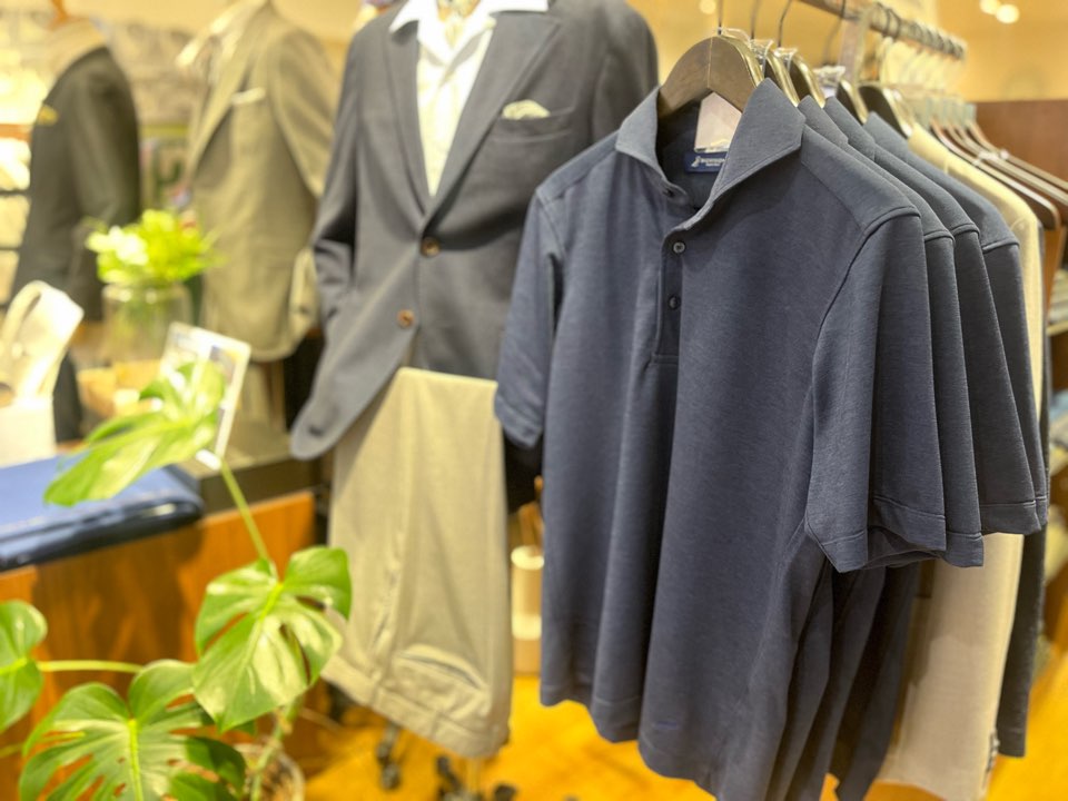 ビジネスはもちろん私服でもどうぞ