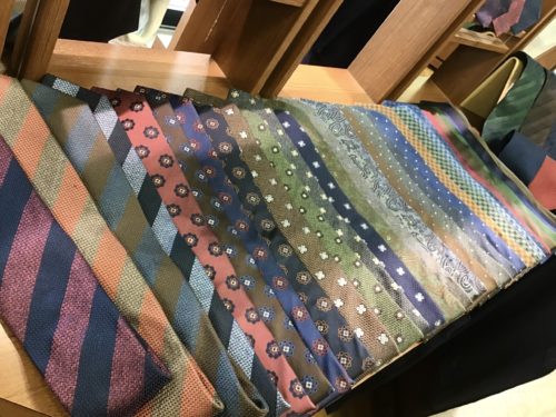 ネクタイ入荷のお知らせ！