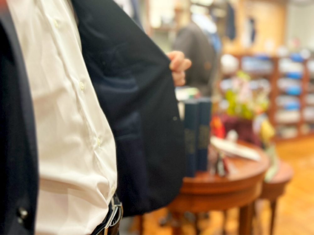 ダークネイビー