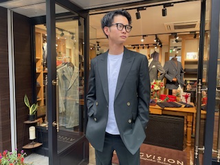 結婚式のスーツはオーダーでオシャレに🌿.｡o