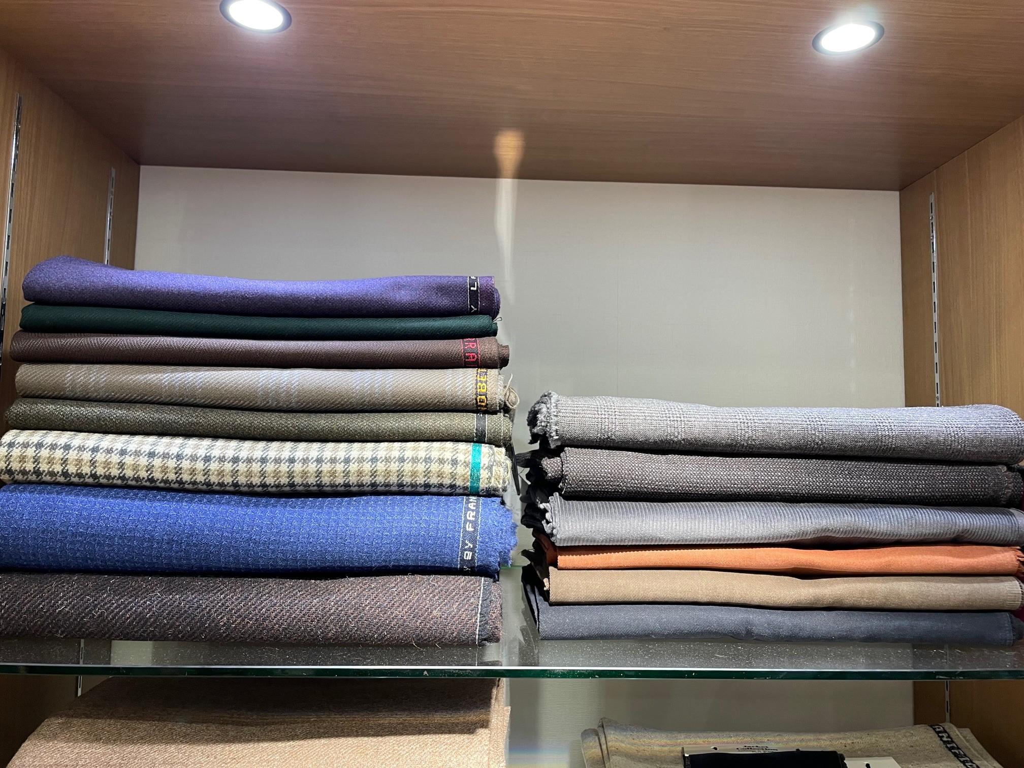 寒い日にツイードジャケットを着ませんか?