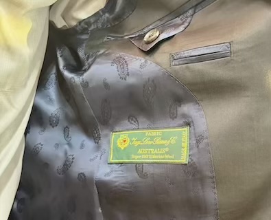 ロロピアーナ　オーストラリス　ネイビースーツのご紹介　K.A様ありがとうございました。