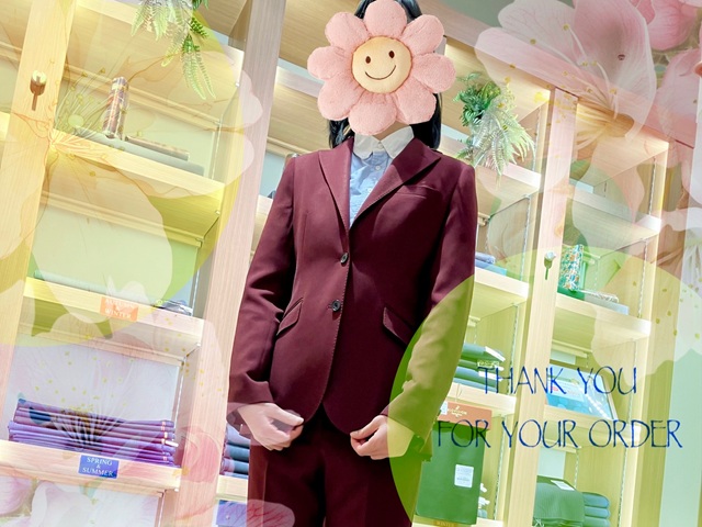レディーススーツが仕上がりました🌸華やかな春の式典用のエンジ上下です！/7Days新生活フェア