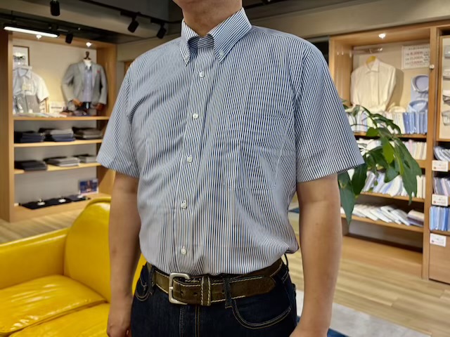 半袖シャツが大変お似合いなＴ様ありがとうございました。　