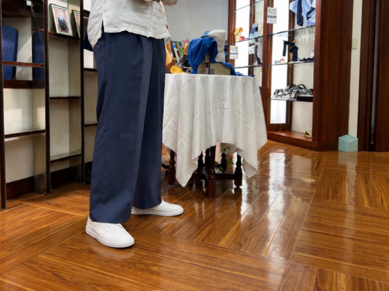今っぽいダボパンツ