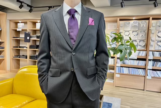 H.S様 こだわりのスラックスラインスーツの完成です。